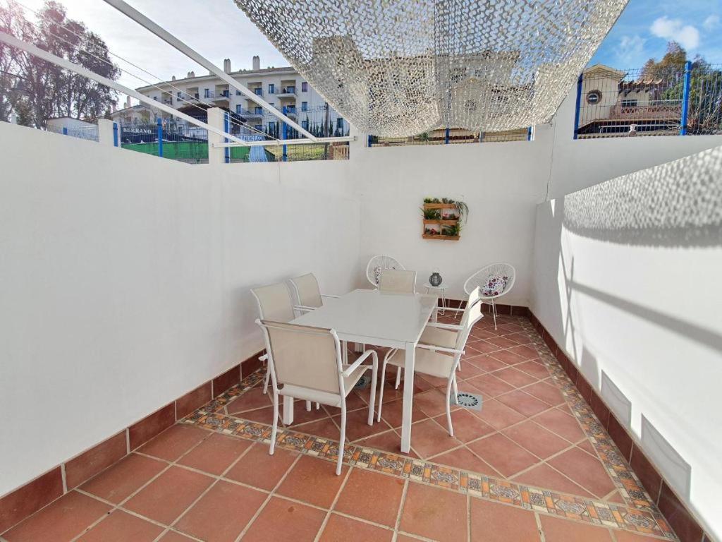 Apartamento Con Parking Con Piscina Junto A La Playa Benalmádena Zewnętrze zdjęcie